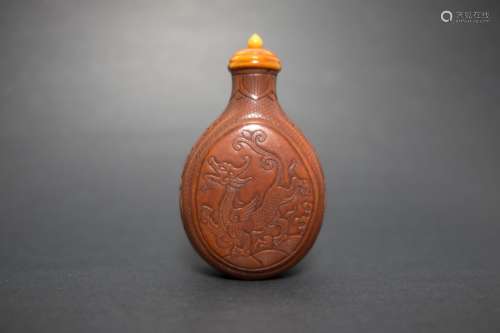 Qing Dynasty: Gourd-Dragon-Phoenix Snuff Bottle