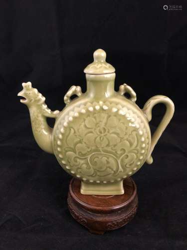 Song Style Longquan Phenix Head Tea Pot