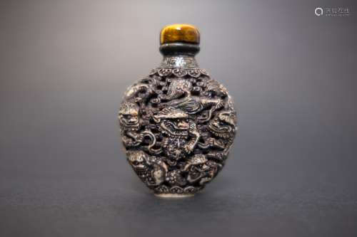 A Carved Design of Shoushan stone Snuff Bottle
