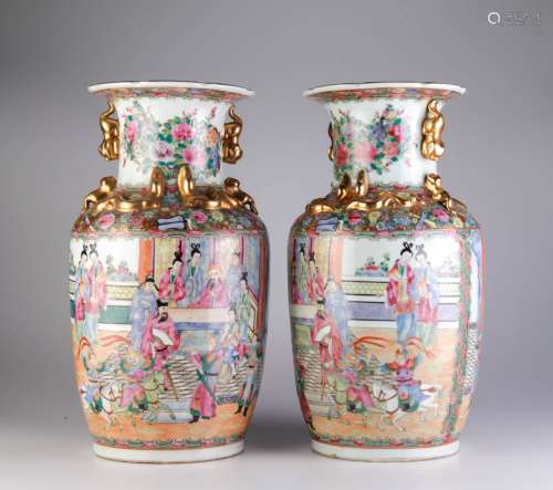 Pair of Chinese Porcelain Rose Medallion Vase