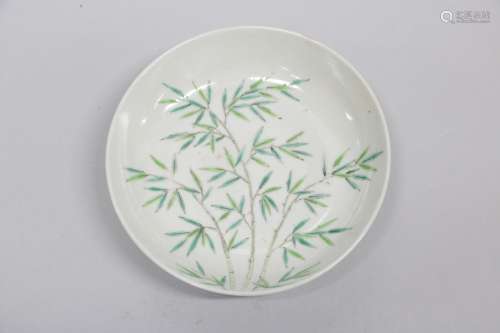 Chinese enameled porcelain small dish
