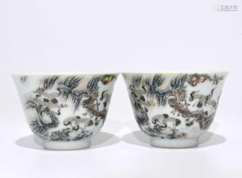 Pair of Chinese Famille Rose Porcelain Bowl