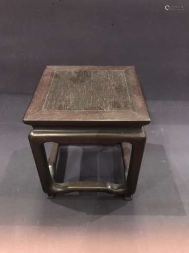 A ZITAN SQUARE TABLE-FORM DISPLAY TABLE