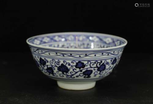 A BLUE AND WHITE BOWL, MARK ON BASE
