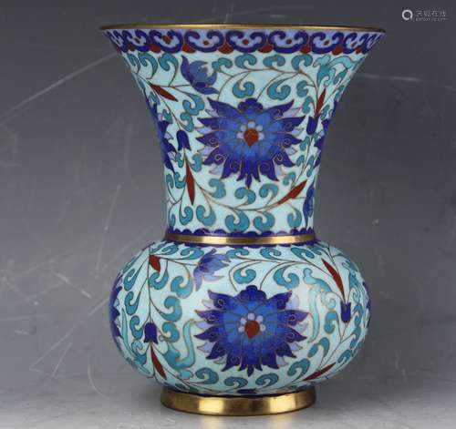 An exquisite Chinese cloisonne enamel blue vase