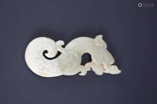 Jade carving of dragon from Han dynasty