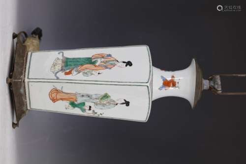 A Famille Verte Figural Square Vase Lamp from Qing