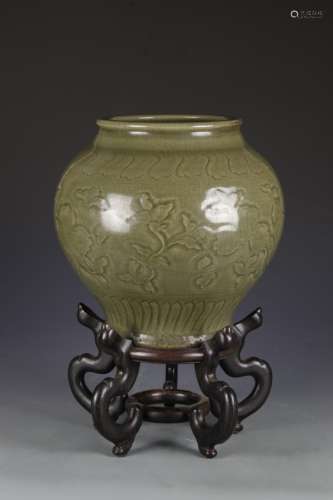 Chinese Lungquan Jar