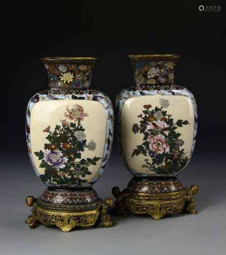 Japanese A Pair Of Cloisonne Vases