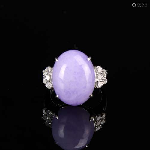 Chinese Jadeite and White Gold Ring