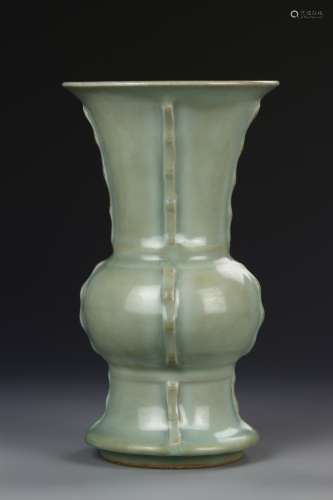 Chinese Lungquan Vase