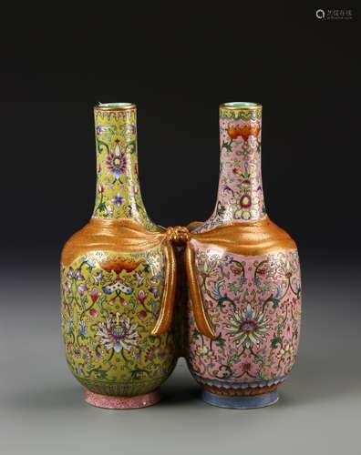 Chinese Famille Rose Vase