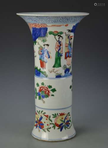 Chinese Wucai Gu vase