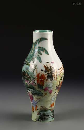 Chinese Famille Rose Vase