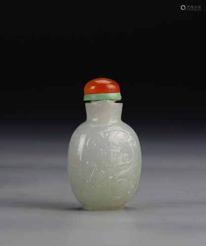 Chinese Jadeite Snuff Bottle