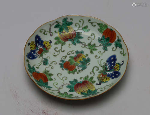 Qing dynasty famille rose plate