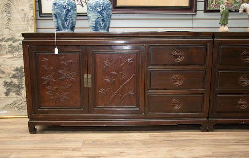 A pair of chinese 19 century rosewood cabinet