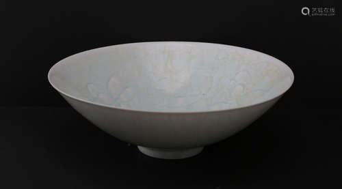 Song dynasty porcelain bowl carving of flower