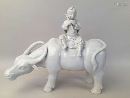 Dehualar-whiteporcelain figure statue