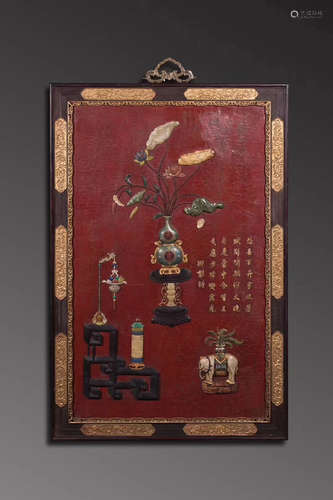 A LACQUER DECORATED HANGING BOARD