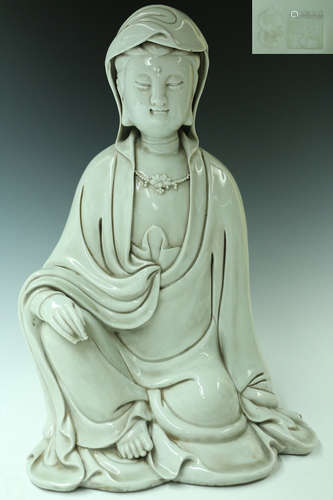 DEHUA PORCELAIN GUANYIN FIGURE