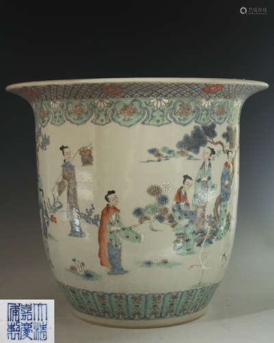 DaQing JiaQing NianZhi Mark Famille-Rose Flowerpot