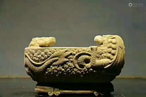 A HANBAI JADE CARVED POT