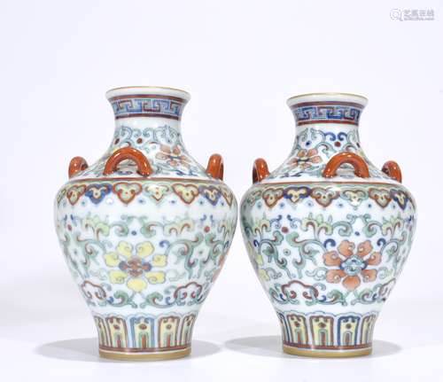 Yongzheng Mark, A Pair of Doucai Vases