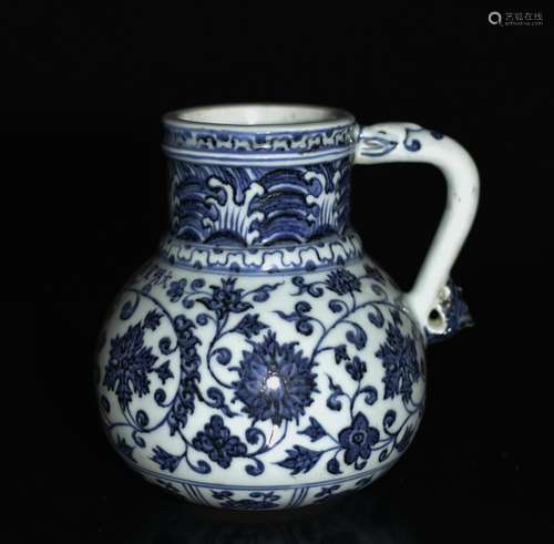 A Blue and White Pot