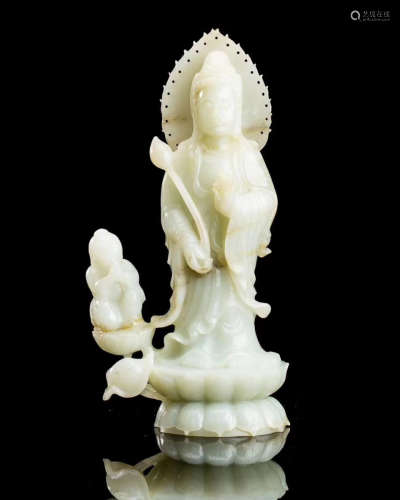 A HETIAN JADE GUANYIN AND CHILD FIGURE