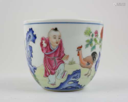 DAQING QIANLONG FANGGU MARK CHICKEN CYLINDER CUP