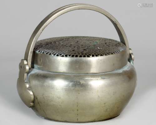 SILVERY BRONZE HAND WARMER WITH COVER