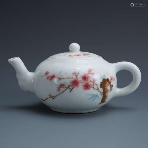 Porcelain Cherry Blossom Tea Pot with Chinese