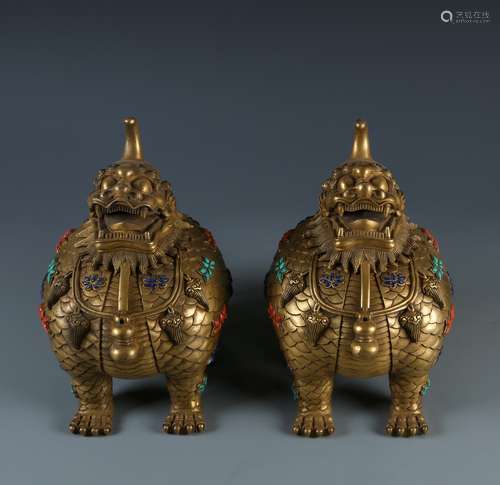 Pair of Gilt-Bronze 'Lion' Censer with Inlaid Stone