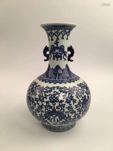 Chinese Blue and White Porcelain Vase