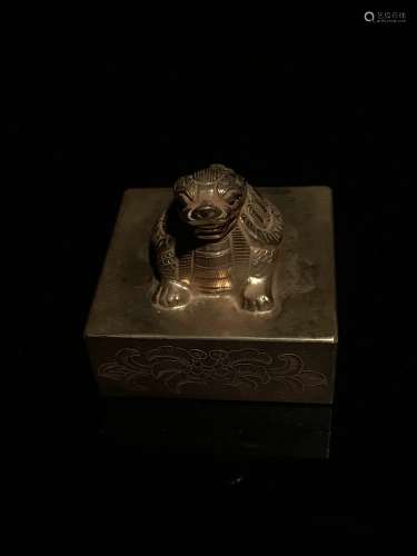 Chinese Gilt Bronze Dragon Head Seal