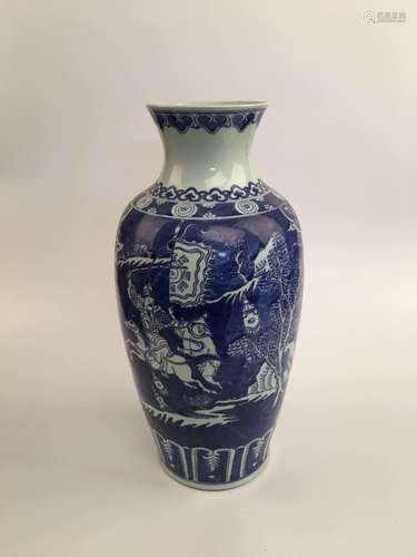 Chinese Blue and White Porcelain Vase