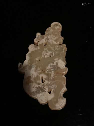 Chinese Western Zhou Yellow Jade Pendant