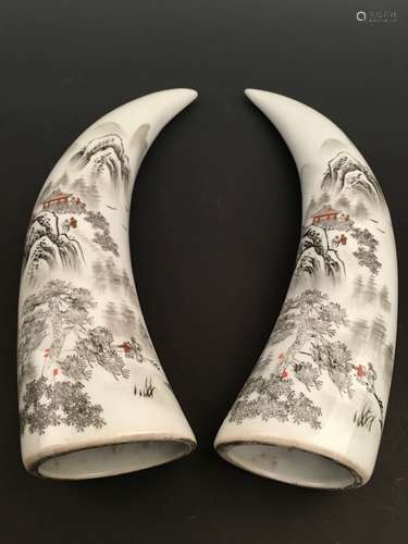 A Pair Chinese Porcelain Horn