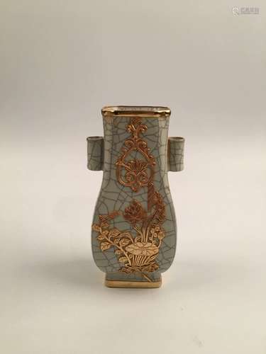 Chinese Gilt Guan Yao Porcelain Vase