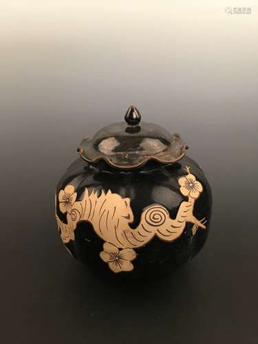 Chinese Jizhou Yao Porcelain Jar