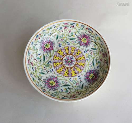 Chinese Famille Rose Porcelain Plate