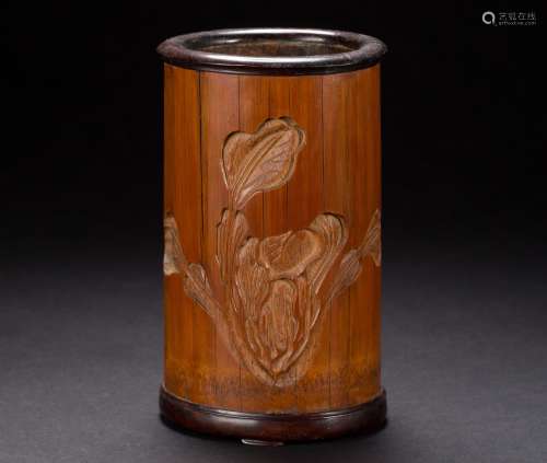 A Chinese carved bamboo brush pot from Qing Dynasty