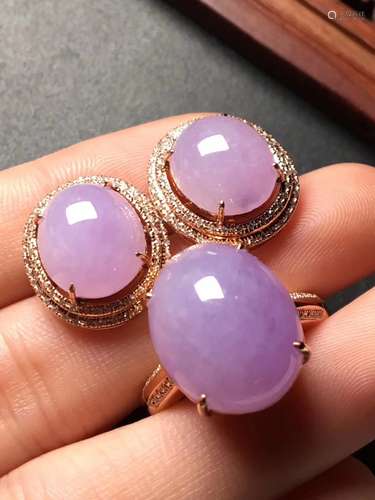 VELET JADITE RING AND EARRINGS