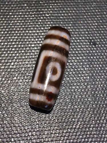 A DZI BEAD