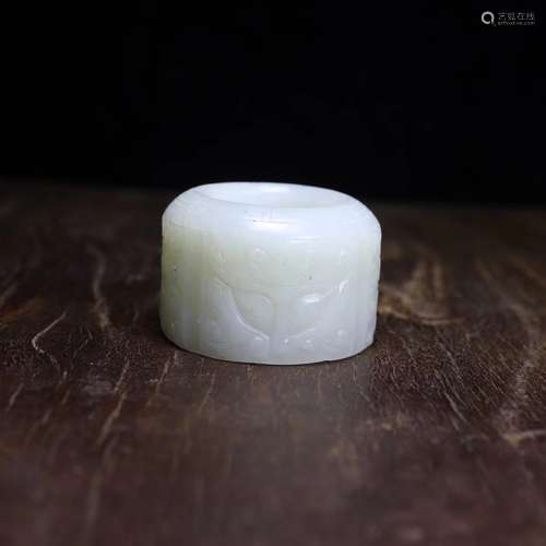 HETIAN JADE THUMB RING