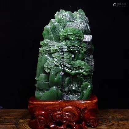 HETIAN GREEN JADE ORNAMENT