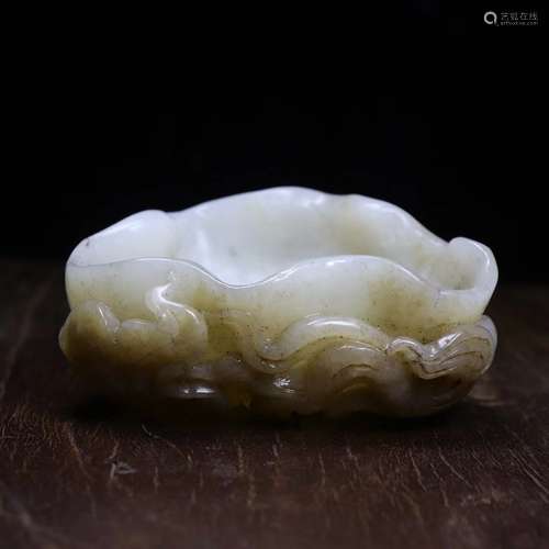 HETIAN JADE FLORAL RIMED PEN WASHER