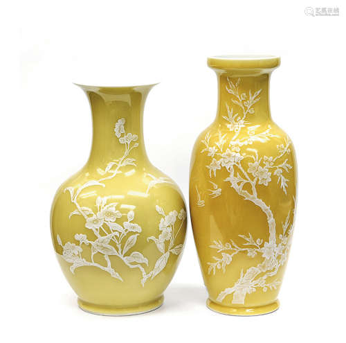50年代 黄釉堆白瓶 （两件）
