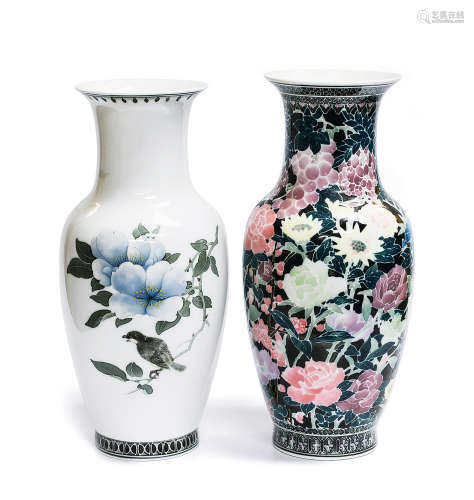 60年代 醴陵窑釉下彩花卉瓶 （两件）